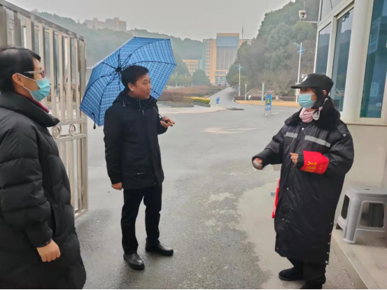 纪委书记闵远良调研检查校园疫情防控和安全保障工作